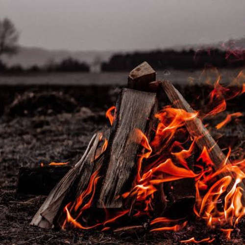Relaxing sound - burning fire sounds